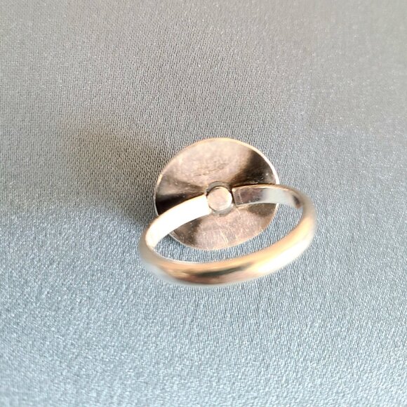 Sterling silver 925 ring with floral design and round Amethyst(?) stone. - Picture 7 of 7